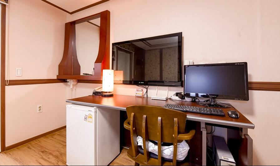 Hillstay Residence Hotel Gumi Extérieur photo
